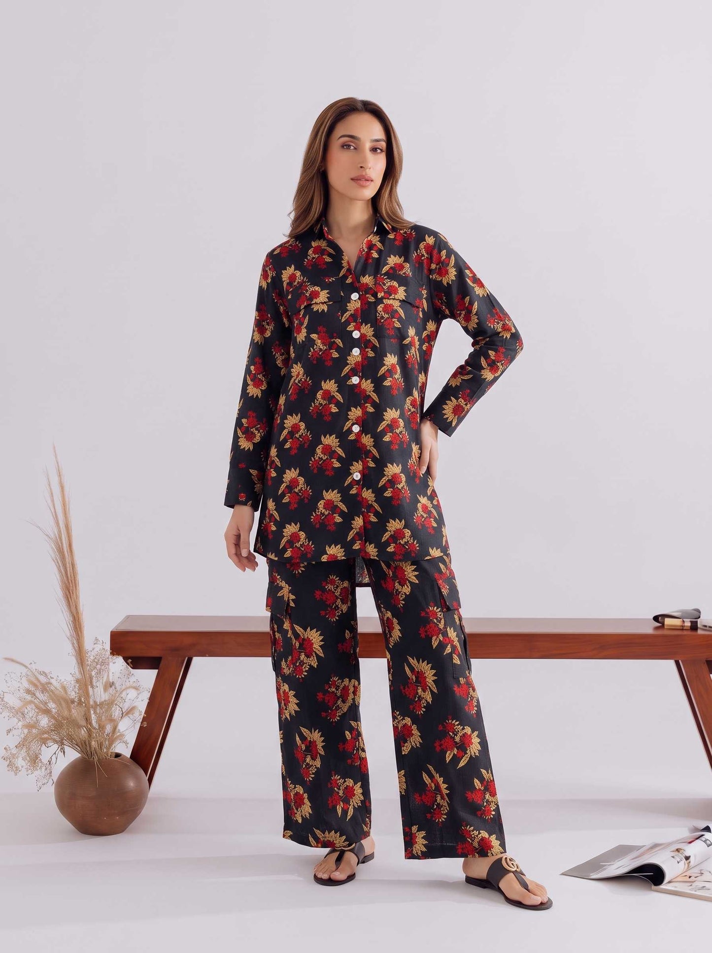 FRONT POCKET KURTI WITH CARGO CO-ORD 2 PC SET✨