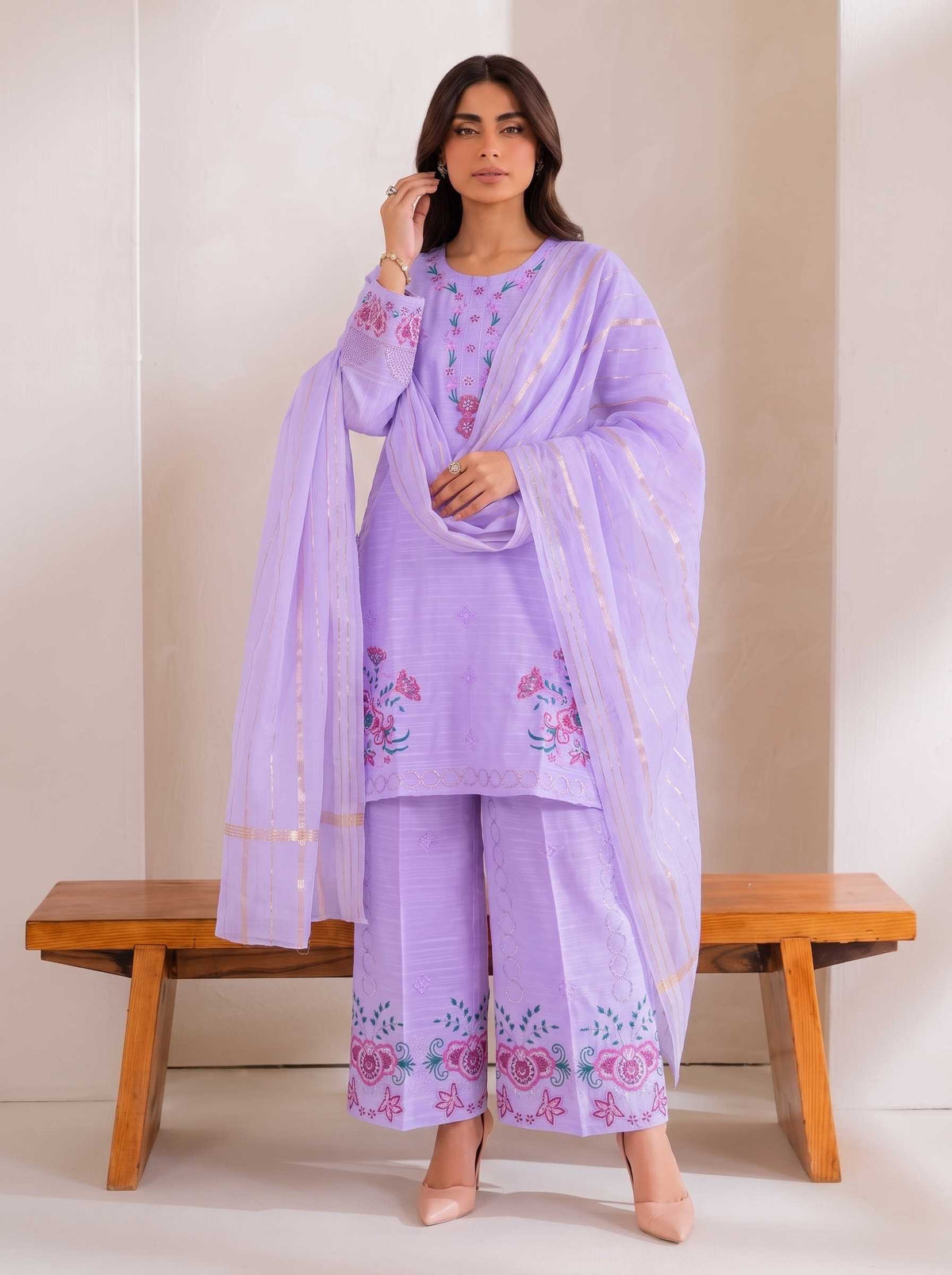 FULLY EMBROIDERY THREAD BORING CUTWORK