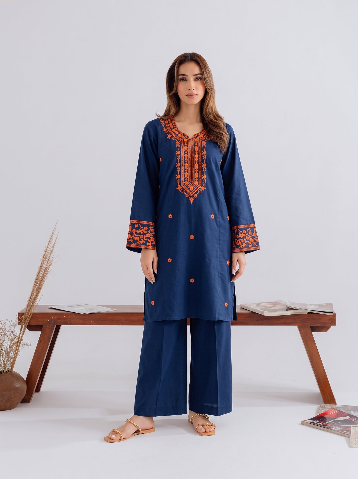 EMBROIDERY KURTI WITH CARGO CO-ORD 2 PC SET✨